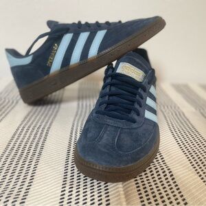 Adidas Spezial Navy and light blue Men’s size 9. NWOT